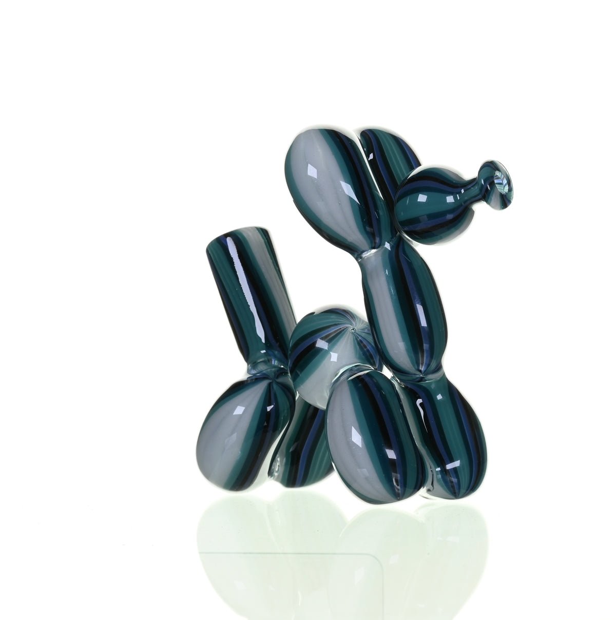 Close-up of BLITZKRIEGA MINI BALLOON GIRAFFE #103 waterpipe details