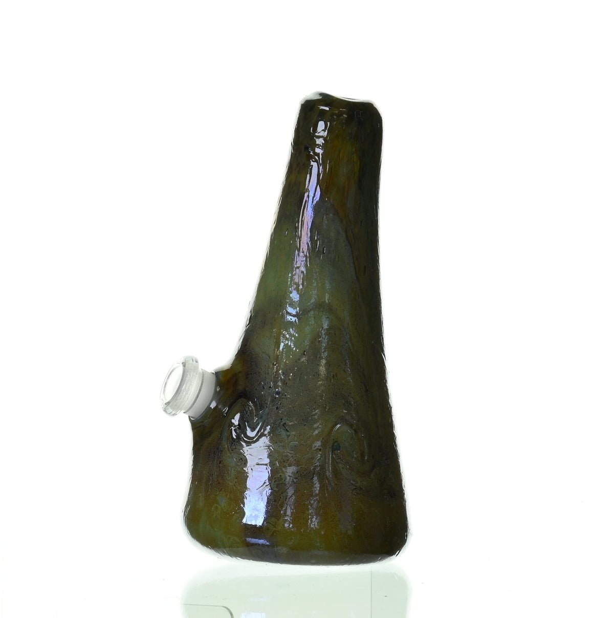 Close-up of SPECIAL K GLASS Soft Glass Medium Cone #123 joint and downstem