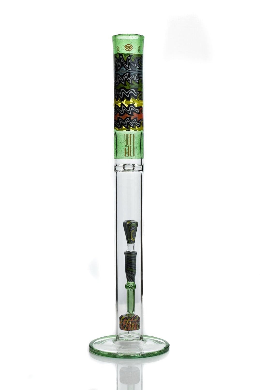 Close-up of the mouthpiece on Subliminal Glass Gobs 19 inch waterpipe