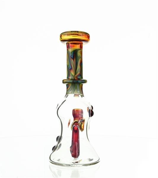 Side view of Taylor Twompsacks Rig #3 8 inch glass waterpipe