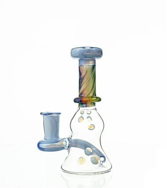 Close-up of Taylor Twompsacks Rig #4 glass rig details