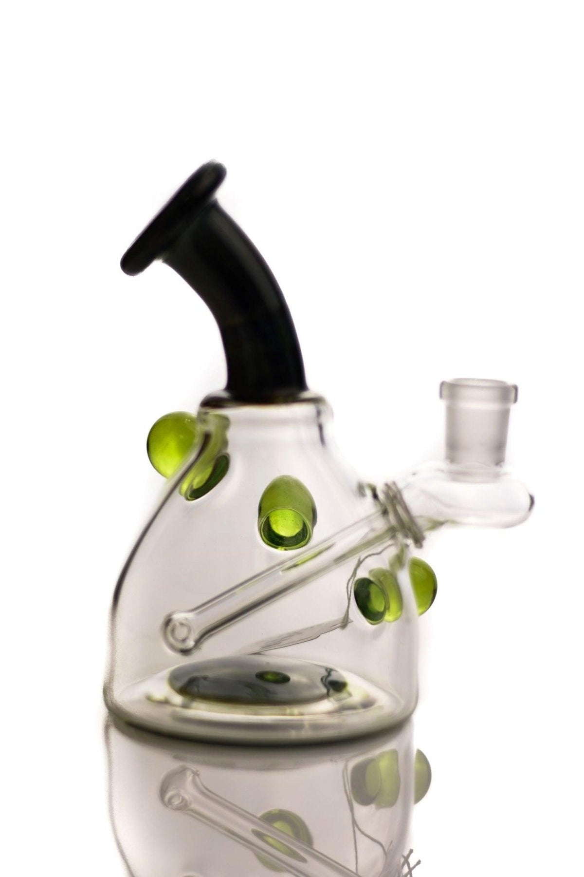 pir521 detailed view of premium glass rig percolation by SSV