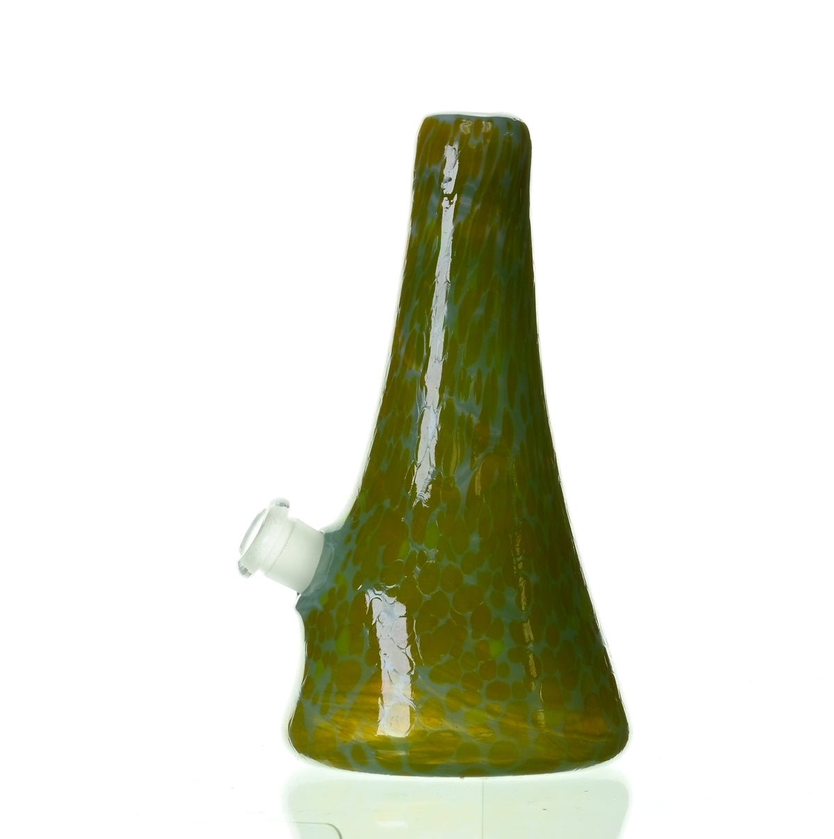 Close-up of SPECIAL K GLASS Soft Glass Medium Cone #126 joint and downstem